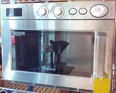 Samsung CM1919 Commercial Microwave 1850W CK0172 - RET 2083