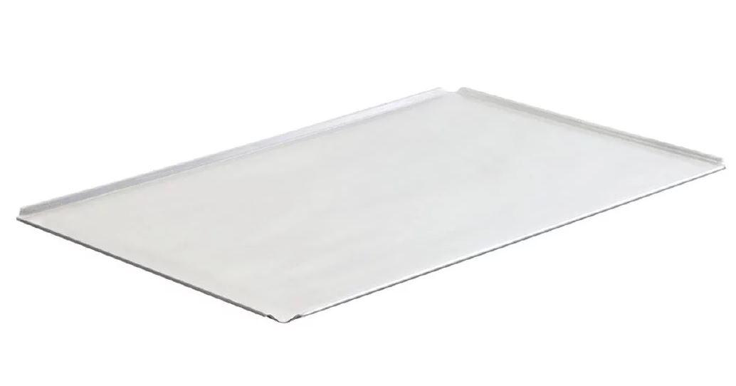 Flat clearance baking tray