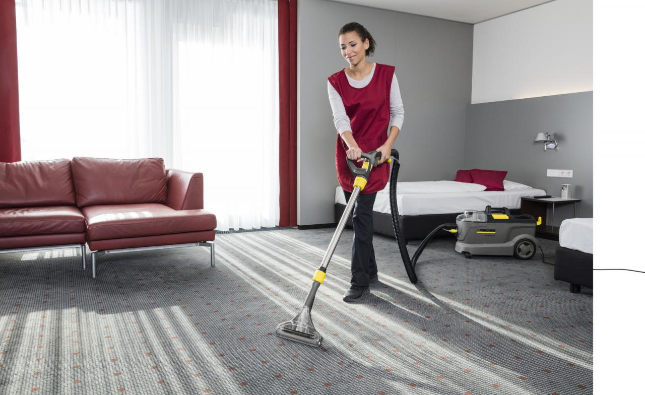 Karcher Puzzi 10/1 Spray Extraction Carpet Cleaner