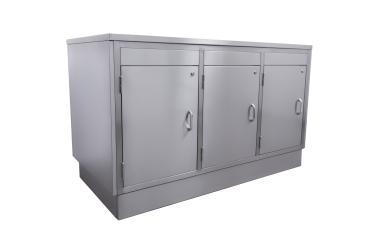 Parry 3DBC Three Door Base Counter Cabinet