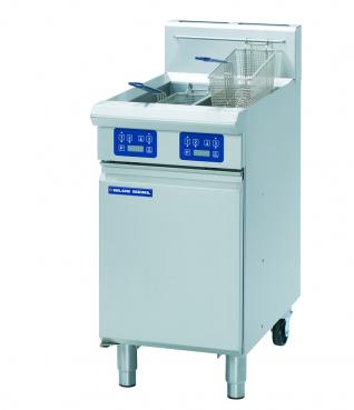 Blue Seal GT46E Twin Tank, Electronic Control Gas Fryer - 2 x 13 litre oil tanks