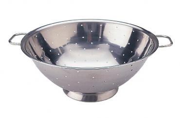 K331 Vogue Stainless Steel Colander 9