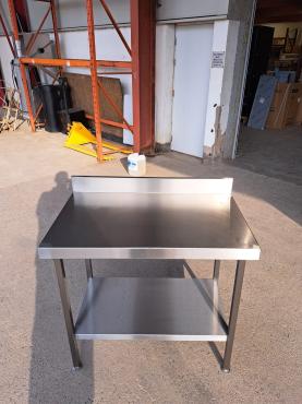 RET49272 - CATER-FABS STAINLESS STEEL WALL TABLE W975 X D600