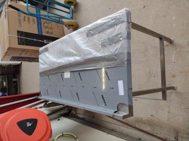 RET50771 - WALL TABLE 1400 X 600 X 900 HIGH WITH UPSTAND 60 AND FULL VOID