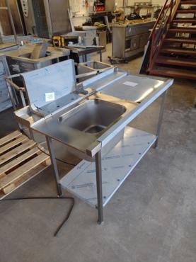 RET50953 - CATER-FABS INLET SINGLE BOWL SINK W1500XD745MM - LEFT IN