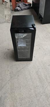 RET51175 - Cater-Cool CK6018 18 Bottle Single Door Commercial Wine Cooler