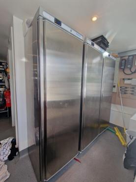 RET51505 - Polar CD082 C-Series Stainless Steel Upright Fridge - 400 Litres (238 Usable Litres)