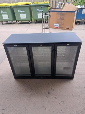 RET51400 - Cater-Cool CK0503LED Commercial Triple Hinged Door Bottle Cooler with LED Lighting. 900mm.