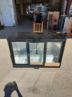 RET51633 - Cater-Cool CK1303LED Commercial Triple Sliding Door Bottle Cooler with LED Lighting. 900mm.