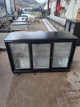 RET52245 - Cater-Cool CK8505LED Commercial Triple Sliding Door Bottle Cooler with LED Lighting - 850mm