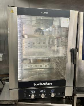 Blue Seal Turbofan EC40D10 - 10 Tray Digital Electric Combi Oven