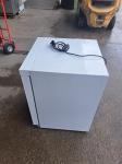 RET51923 - Sterling Pro SPR200W Single Door Undercounter Refrigerator, 140 Litres