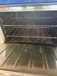 RET52019 - Blue Seal G506C 4 Burner Static Ovens & 300mm Smooth Griddle