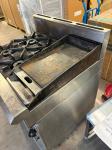 RET52019 - Blue Seal G506C 4 Burner Static Ovens & 300mm Smooth Griddle